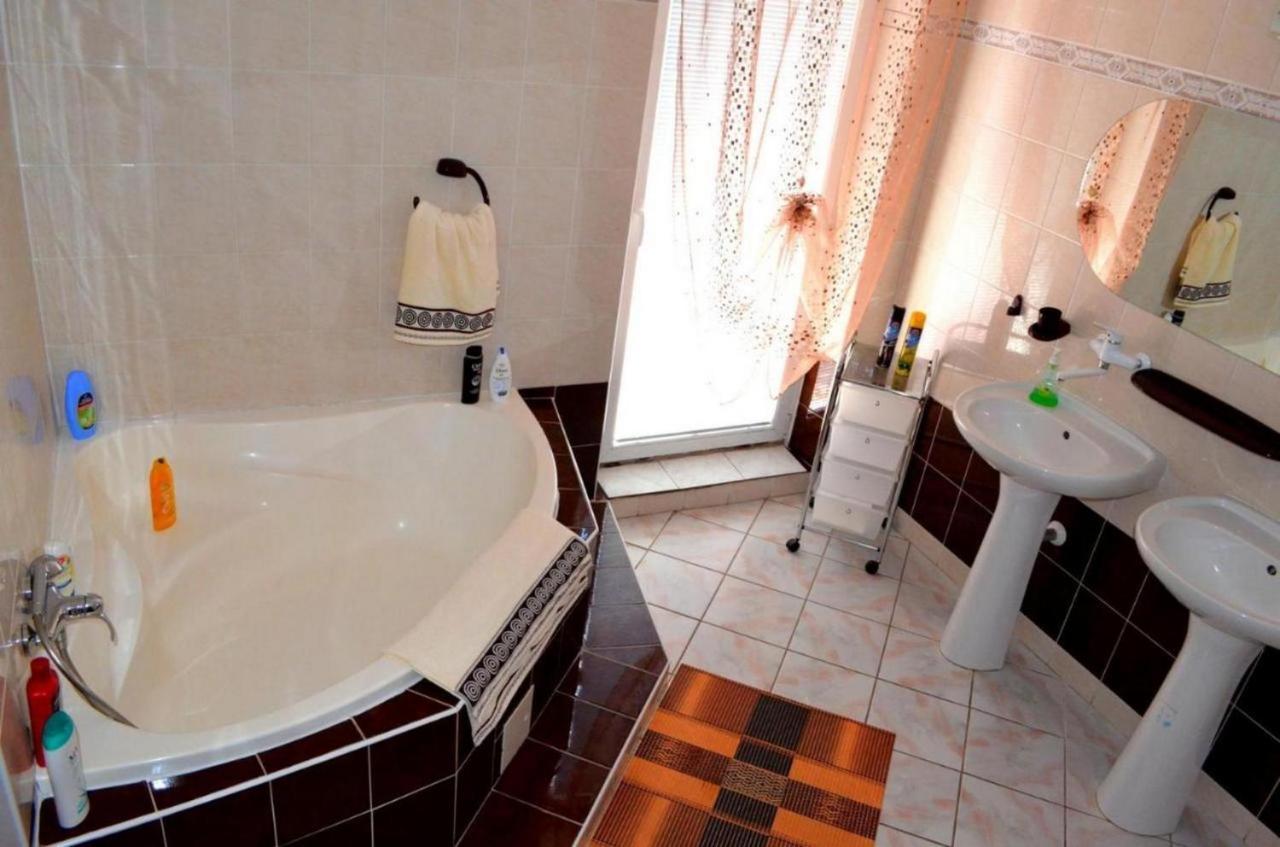 Apartmány Riviéra&Vila Deluxe Liptov Bešeňová Ruzomberok Exterior foto